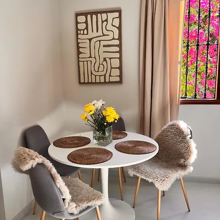 Lejlighed Buganvilla Garden *