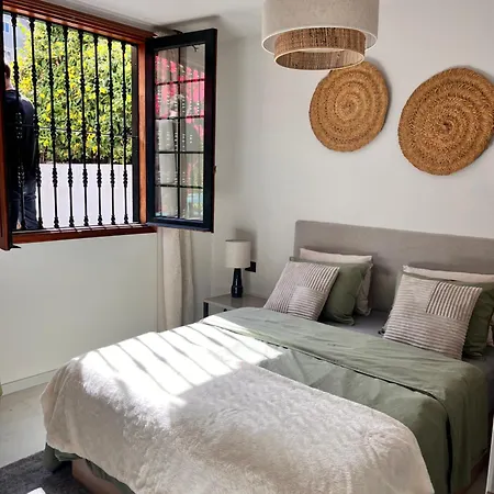 Buganvilla Garden Lejlighed *